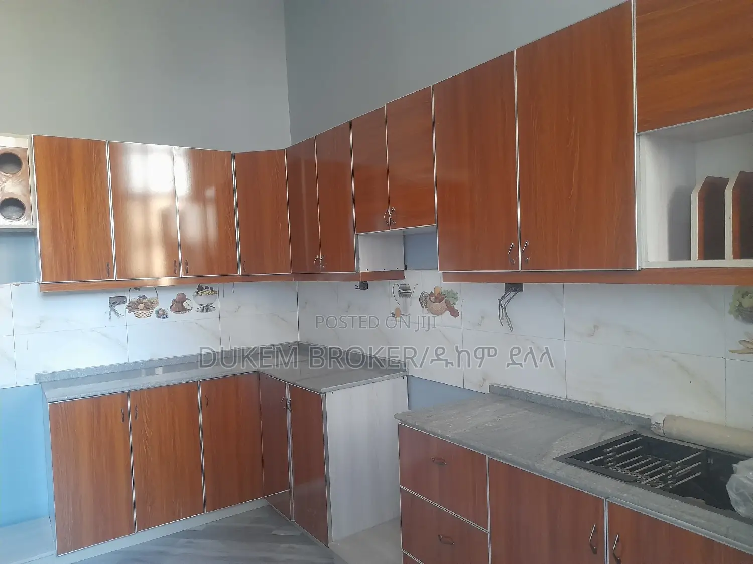 Furnished 2bdrm House in ዱከም, East Shewa for sale