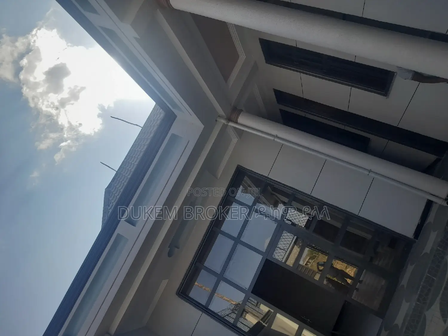 Furnished 2bdrm House in ዱከም, East Shewa for sale