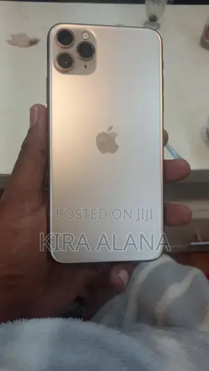 Photo - Apple iPhone 11 Pro Max 512 GB Rose Gold