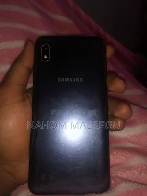 Samsung A10 32 GB Black