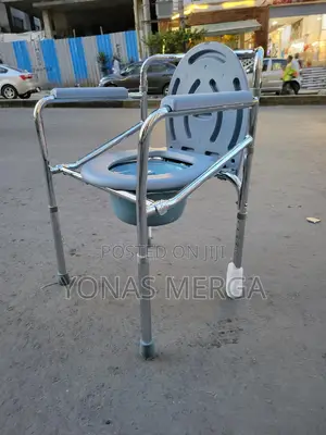 Commode Chair服迎toilet Chair勵婚widened Toilet Seat the Toilet Seat