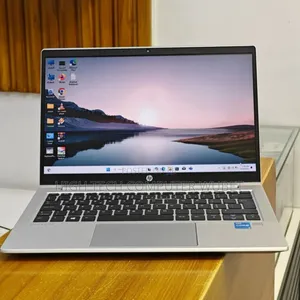 Photo - New Laptop HP ProBook 440 G8 16GB Intel Core I7 SSD 1T