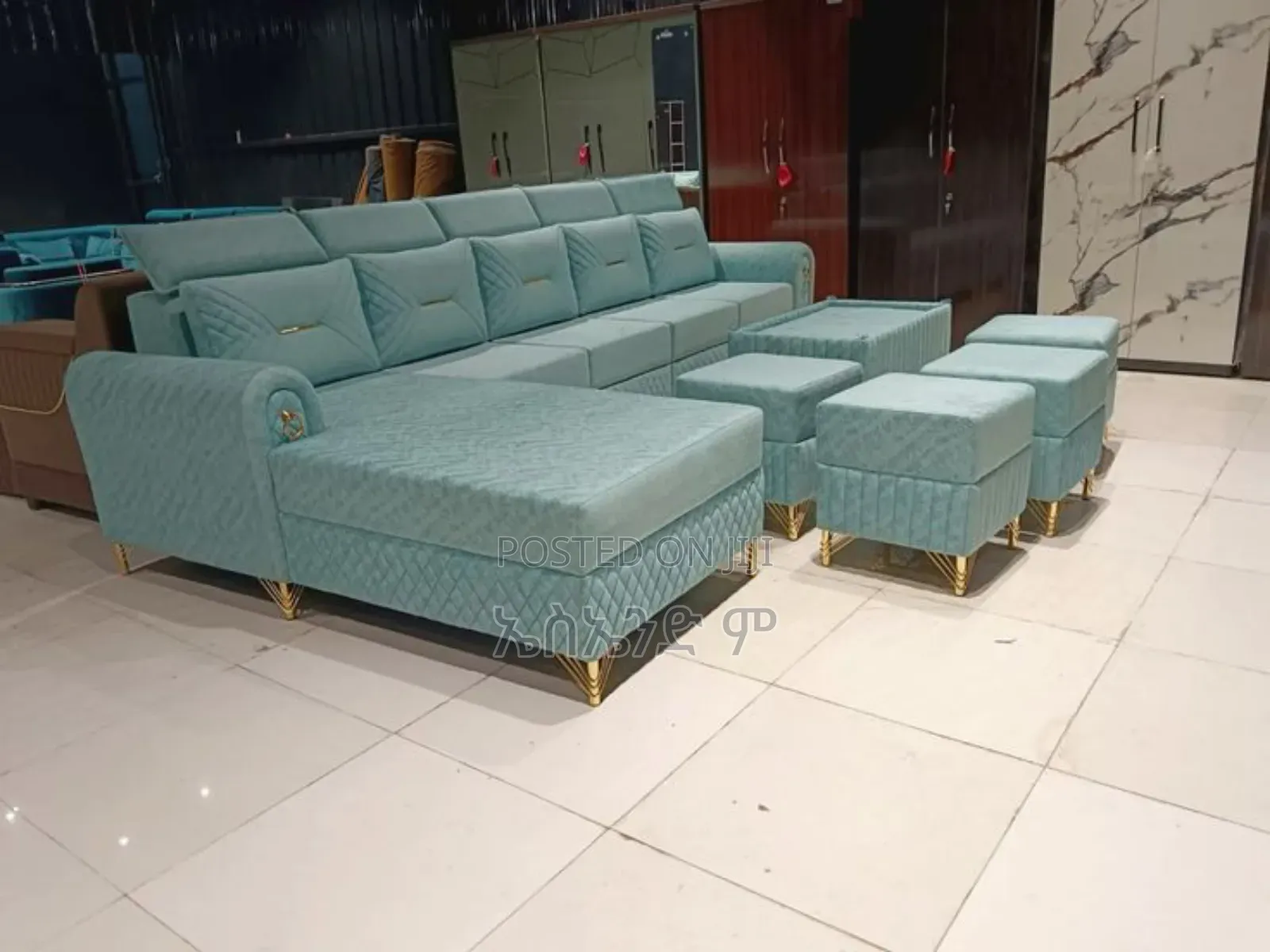 Modular Magic Sofa Design With Table
