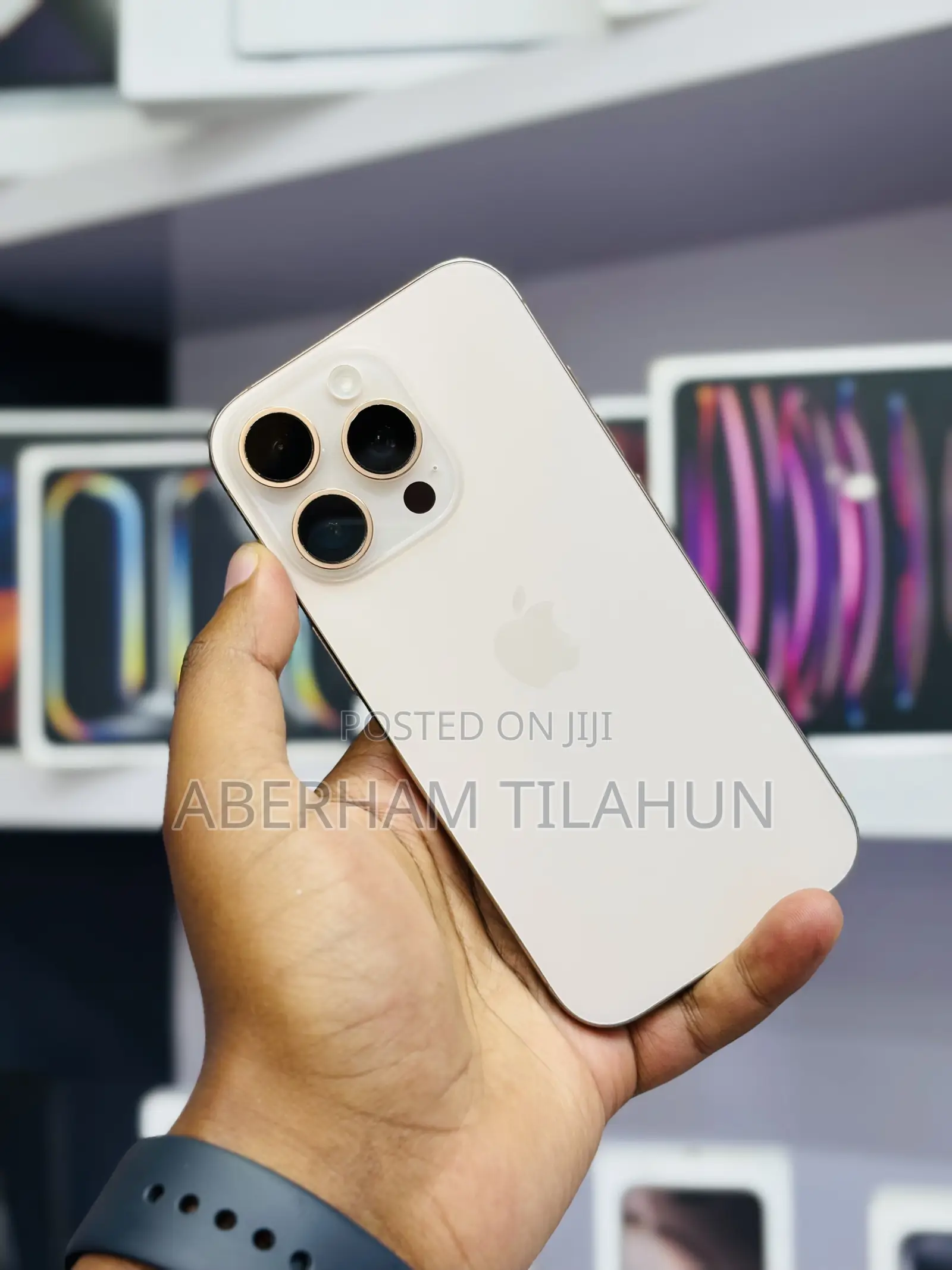 Apple iPhone 16 Pro 256 GB Gold