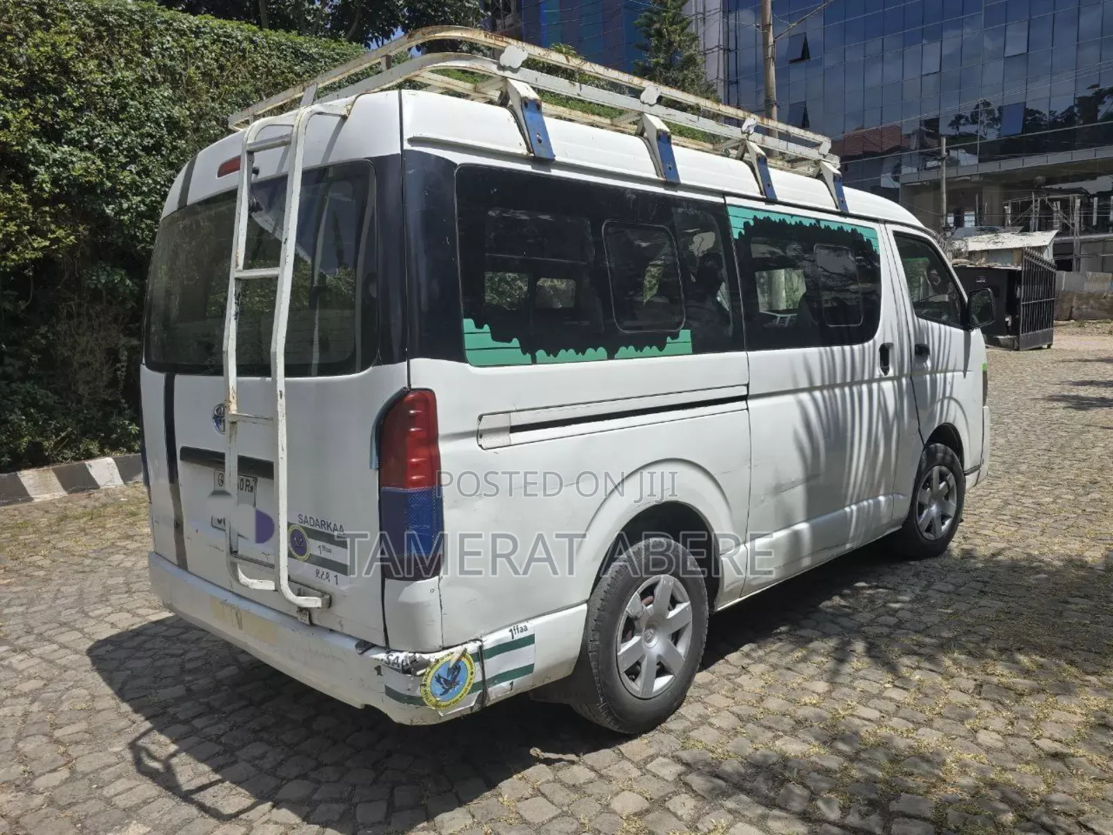 Toyota HiAce 2012 White
