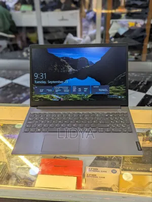 Photo - Laptop Lenovo ThinkBook 15 8GB Intel Core I3 SSD 256GB