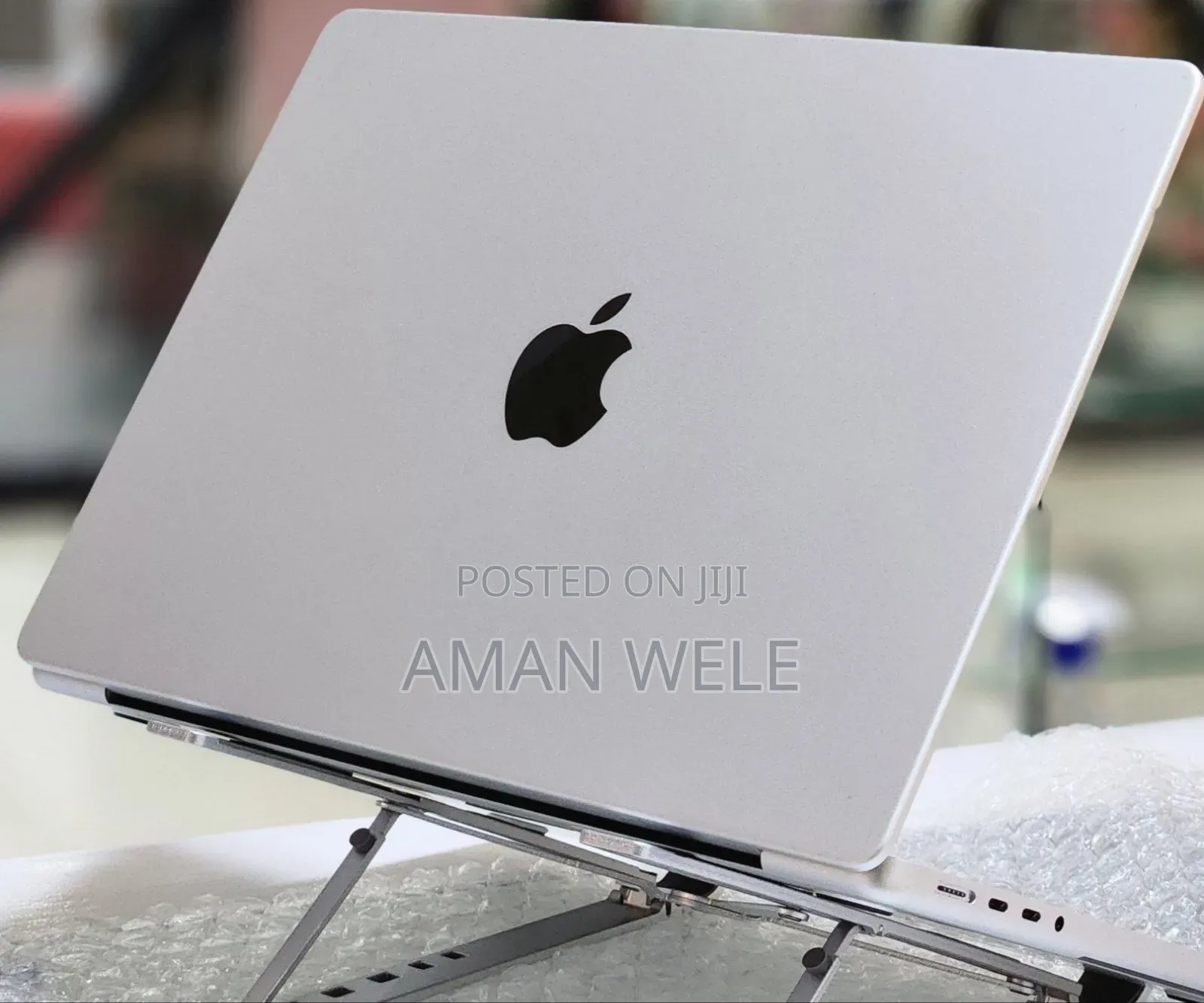 New Laptop Apple MacBook Pro M1 16GB Apple M1 Pro SSD 512GB