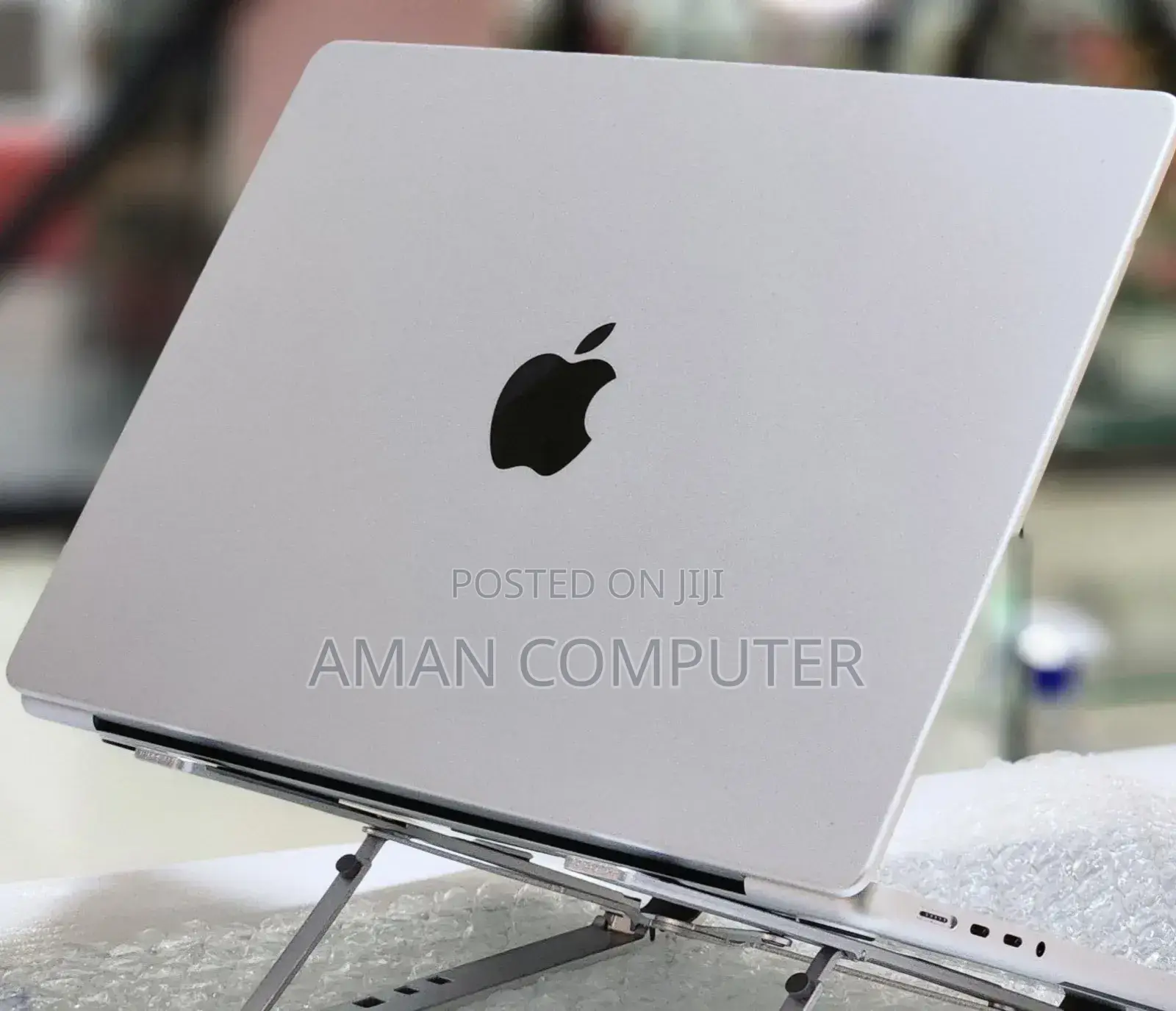 New Laptop Apple MacBook Pro M1 16GB Apple M1 Pro SSD 512GB