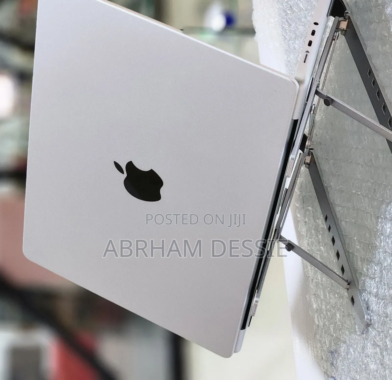 New Laptop Apple MacBook Pro M1 16GB Apple M1 SSD 512GB