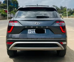Hyundai Creta 2023 Gray