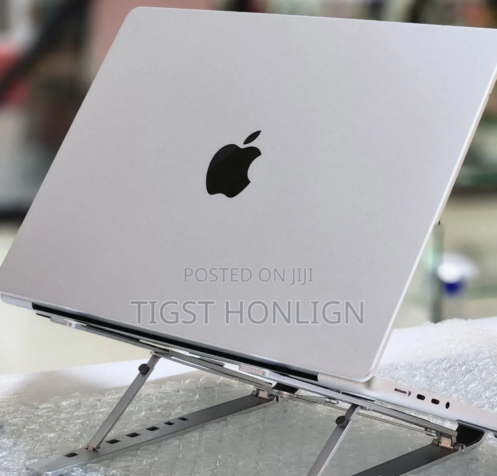 New Laptop Apple MacBook Pro M1 16GB Apple M1 Pro SSD 512GB