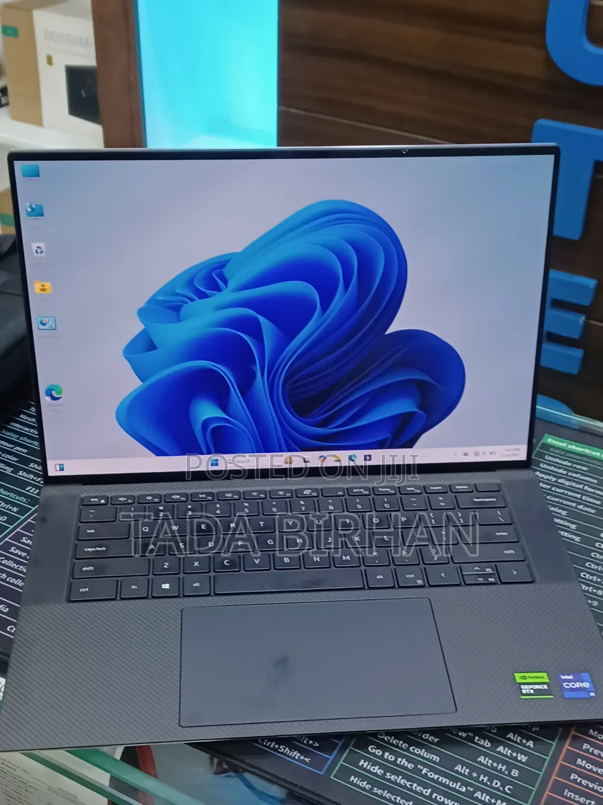 New Laptop Dell XPS 15 32GB Intel Core I9 SSD 1T