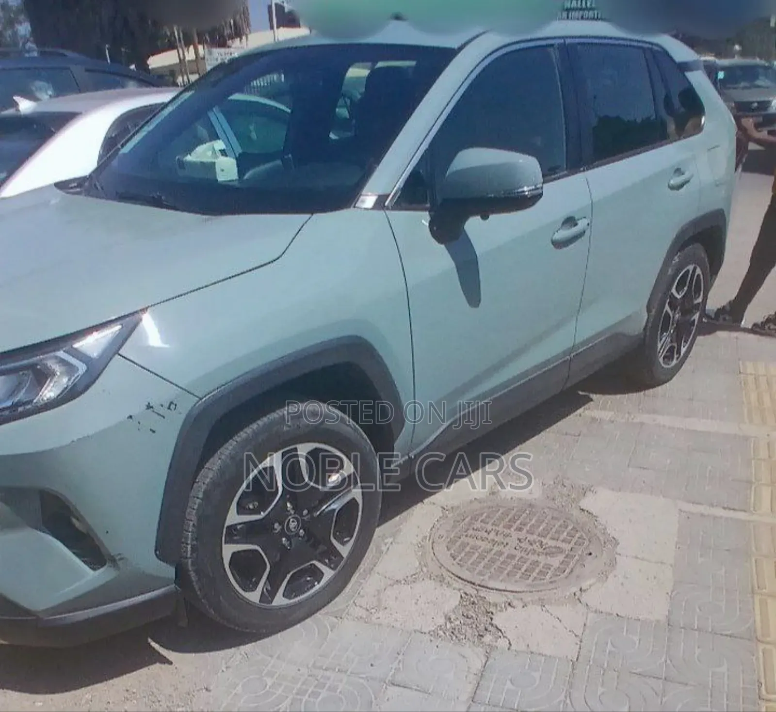 Toyota RAV4 2021 Gray