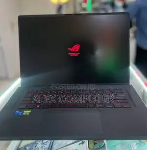 New Laptop Asus ROG Zephyrus G15 16GB Intel Core I7 SSD 1T
