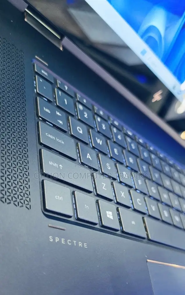 New Laptop HP Spectre X360 16GB Intel Core I7 SSD 512GB