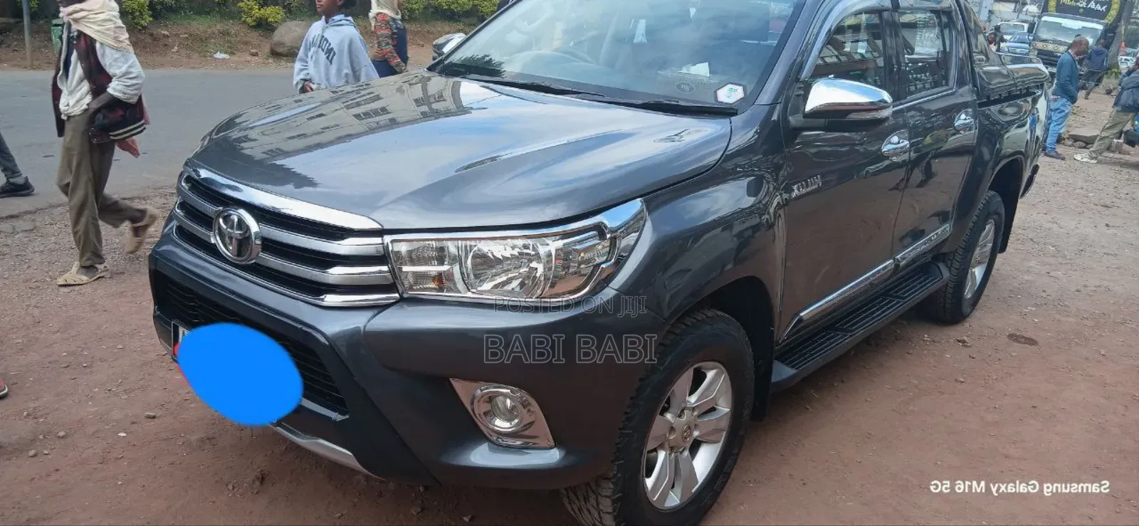 Toyota Hilux 2017 Gray