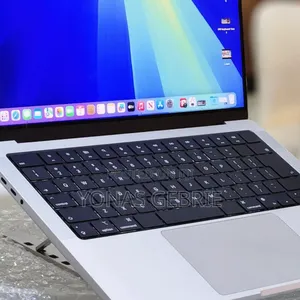 New Laptop Apple MacBook Pro M1 16GB Apple M1 SSD 512GB