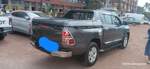 Toyota Hilux 2017 Gray