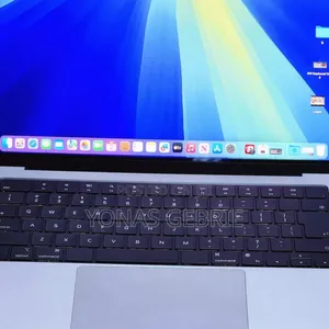 New Laptop Apple MacBook Pro M1 16GB Apple M1 SSD 512GB