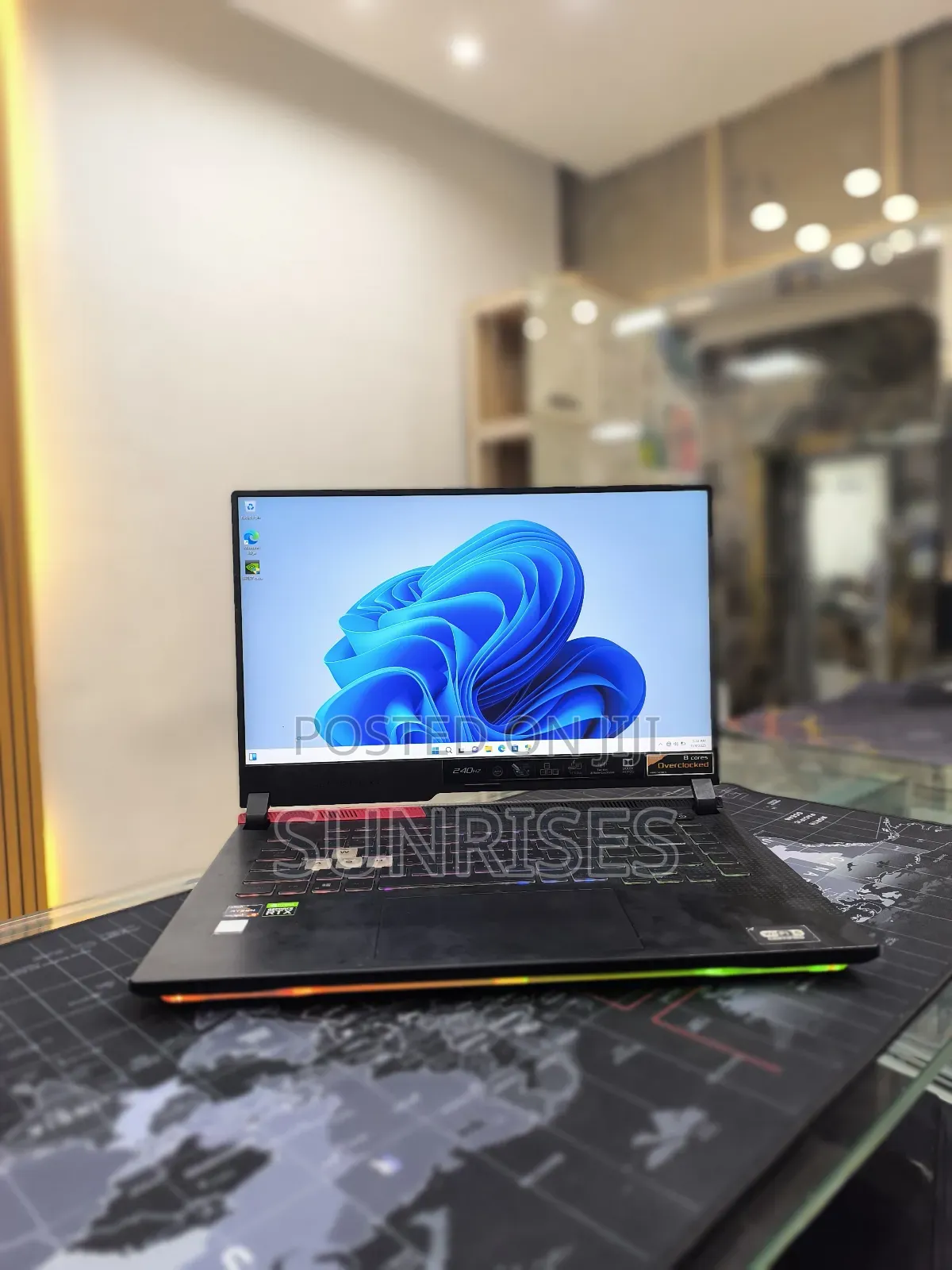 New Laptop Asus ROG Zephyrus G15 16GB AMD Ryzen 9 SSD 512GB