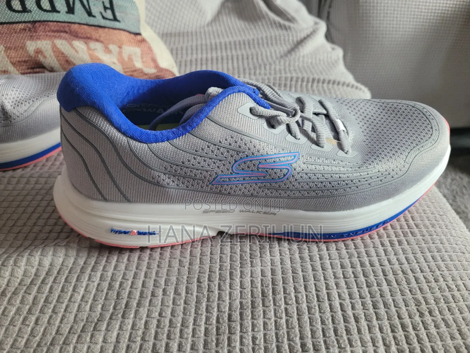 Sketches Womens Shoes Size 37.5