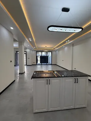 8bdrm House in Bulbula, Bole for sale