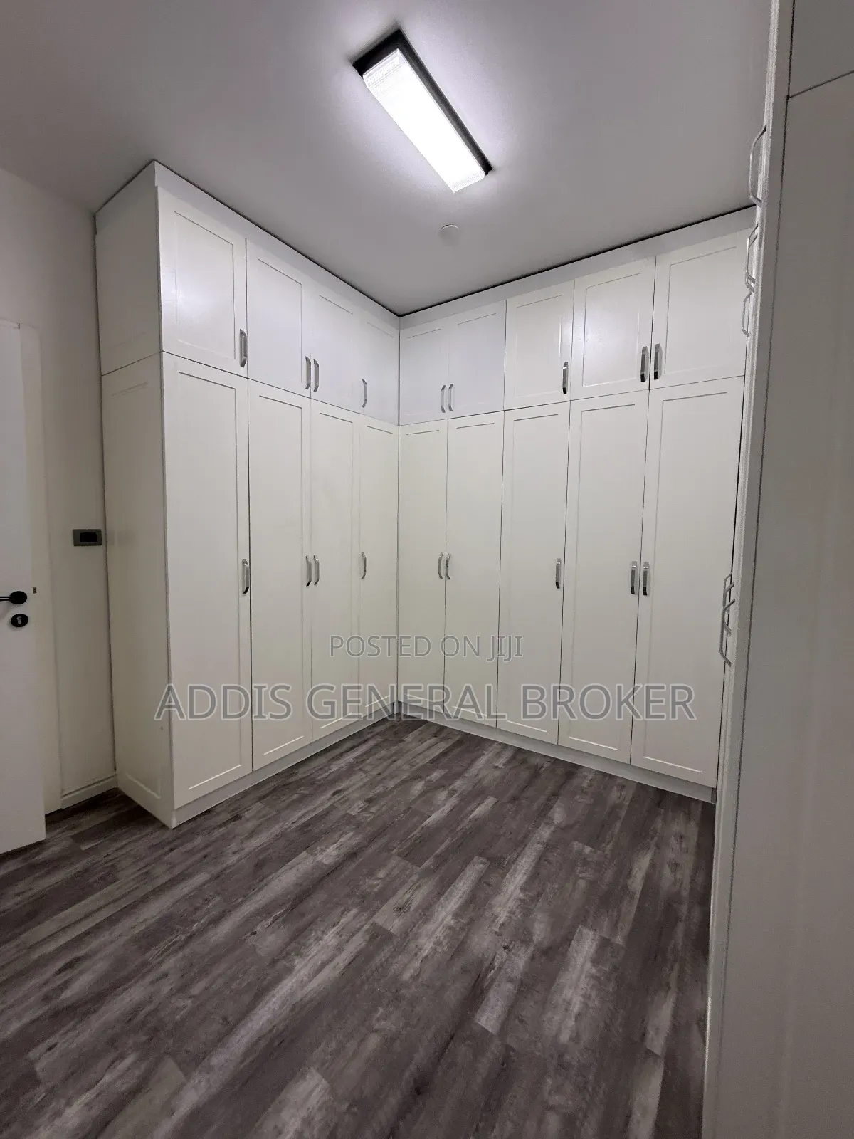 8bdrm House in Bulbula, Bole for sale