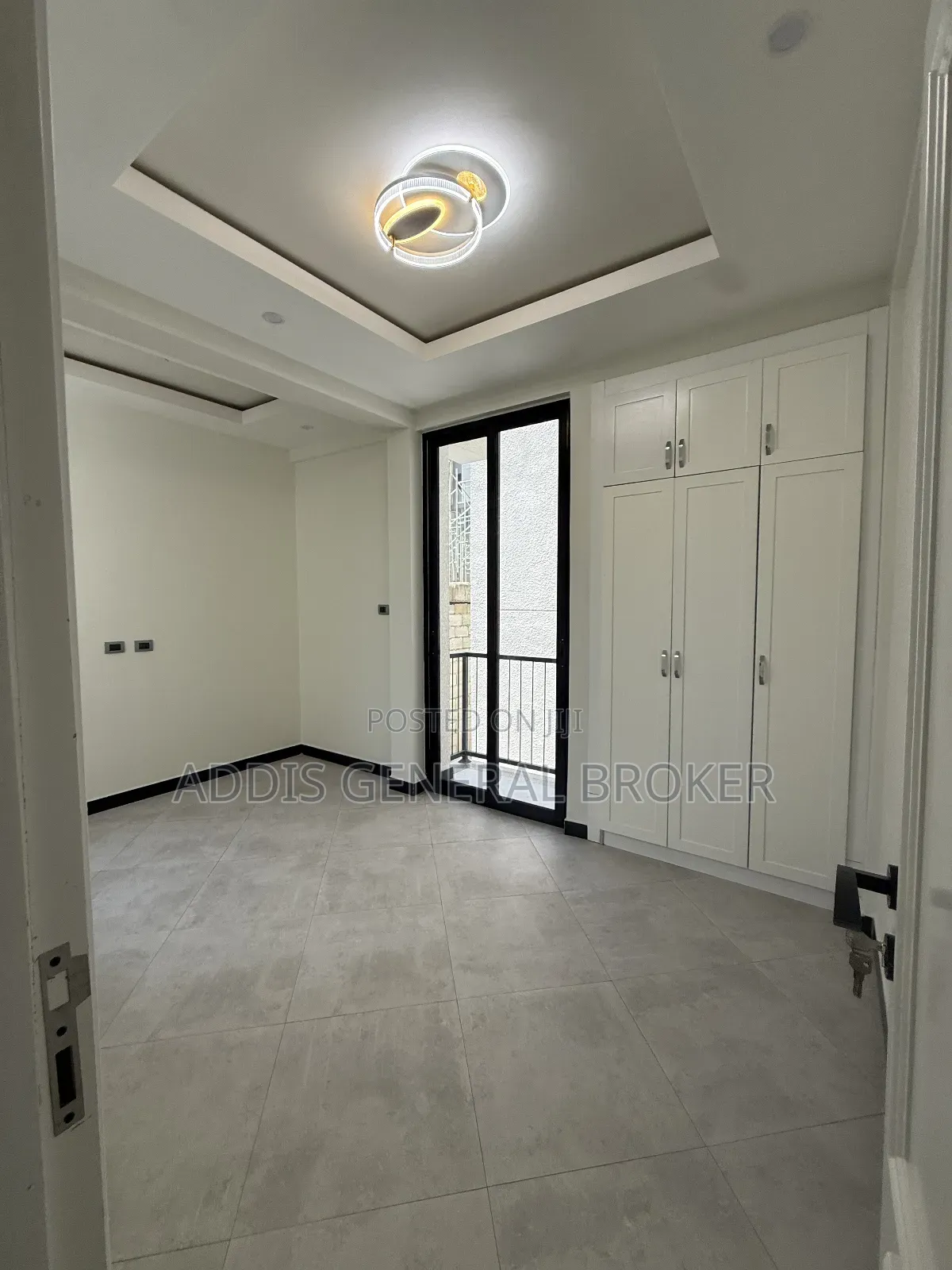 8bdrm House in Bulbula, Bole for sale