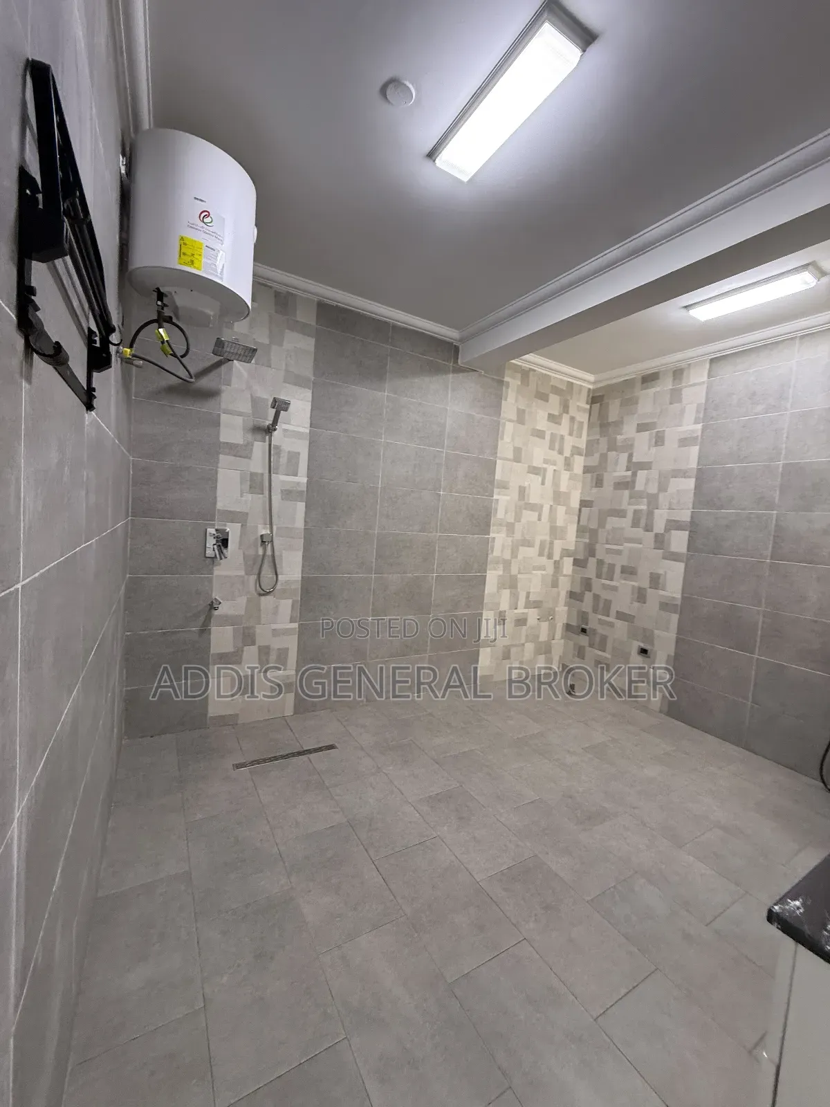 8bdrm House in Bulbula, Bole for sale