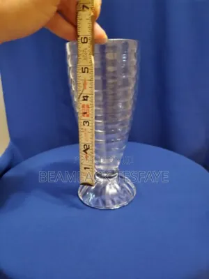የጁስ መጠጫ 
Juice Glass