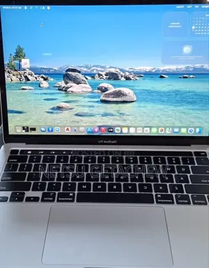 New Laptop Apple MacBook Pro M1 8GB Apple M2 SSD 512GB