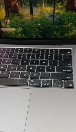 New Laptop Apple MacBook Air 2022 M2 8GB Apple M2 SSD 256GB