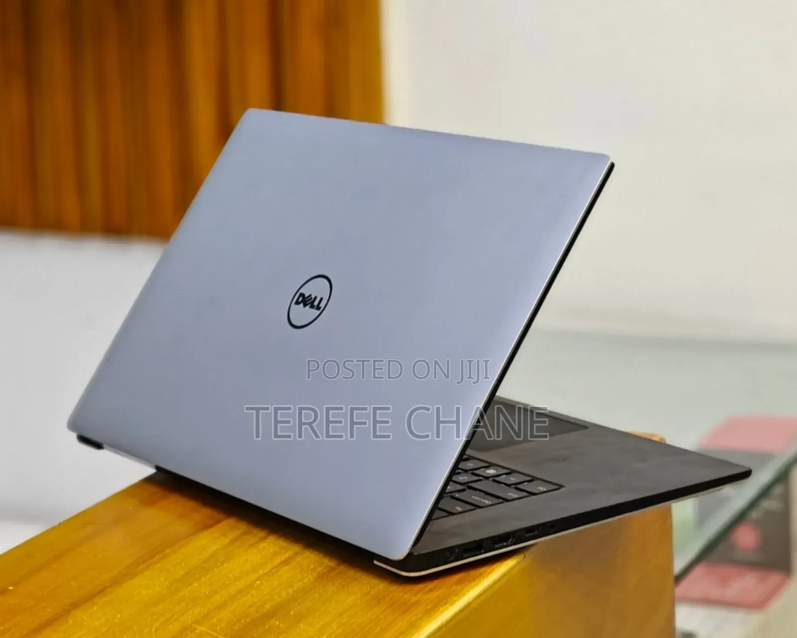 New Laptop Dell XPS 15 16GB Intel Core I7 SSD 256GB