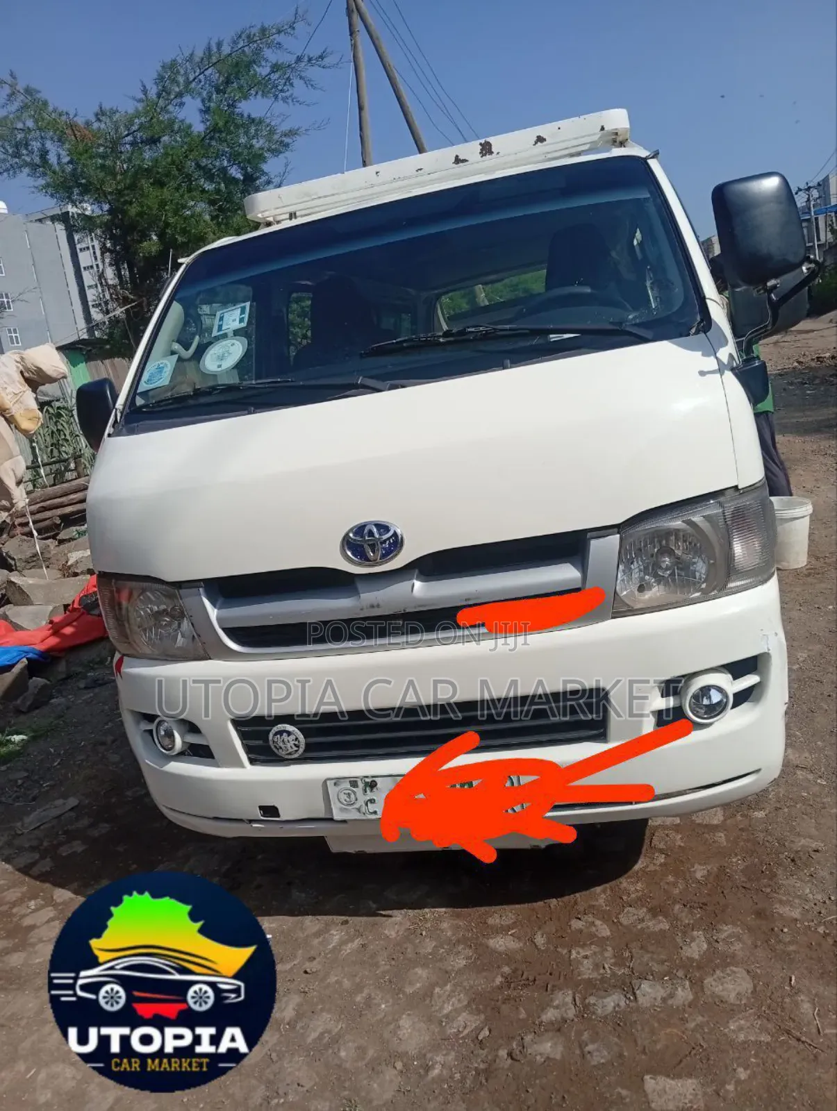 Toyota HiAce 2007 White