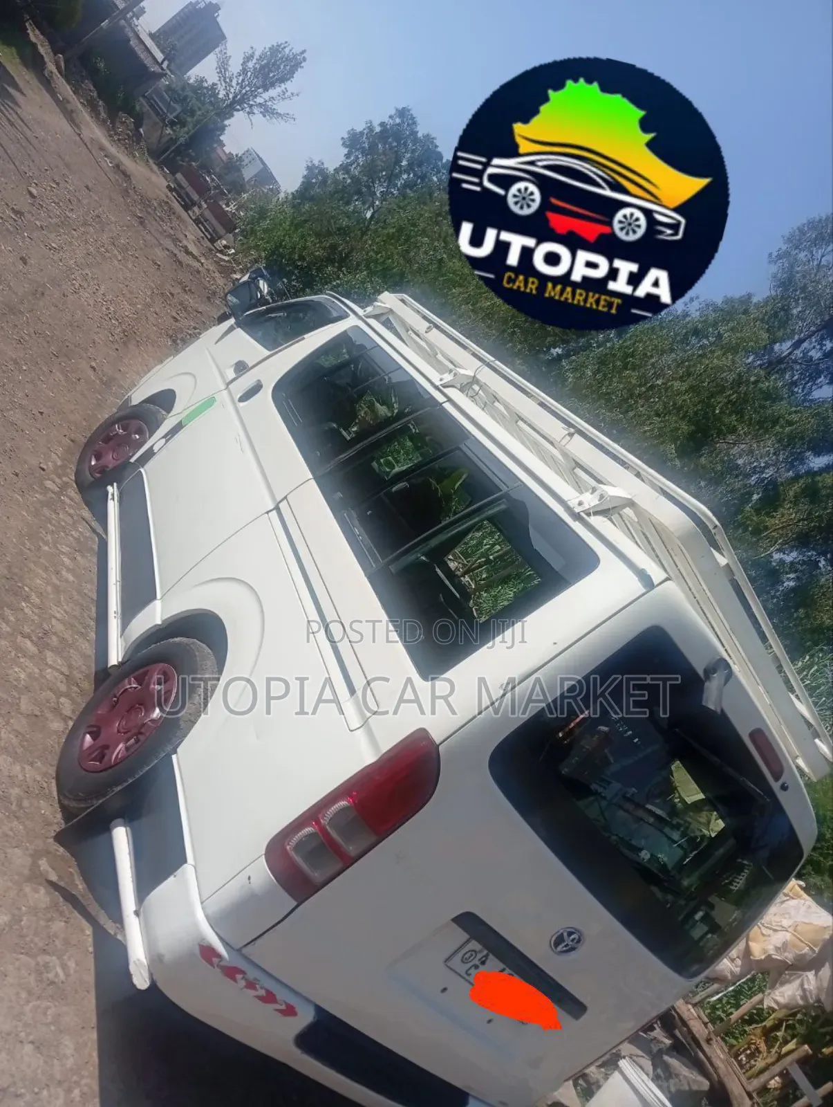 Toyota HiAce 2007 White