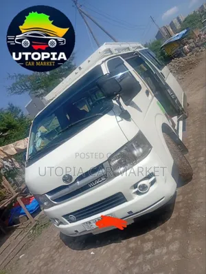 Toyota HiAce 2007 White