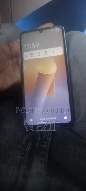 Photo - New Xiaomi Redmi 13C 256 GB Bronze