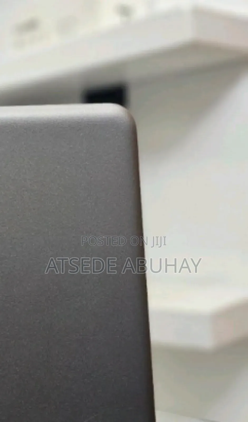 New Laptop Dell Latitude 3380 8GB Intel Core I5 SSD 256GB