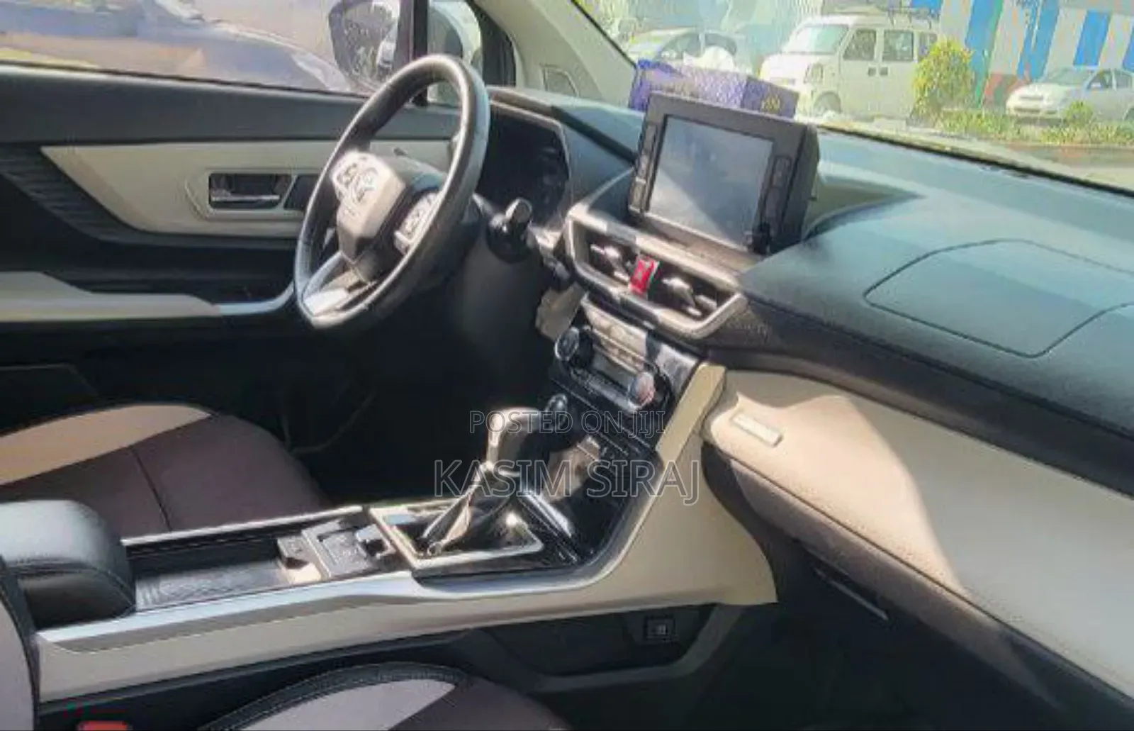 Toyota Veloz 1.5 CVT FWD 2023 Silver