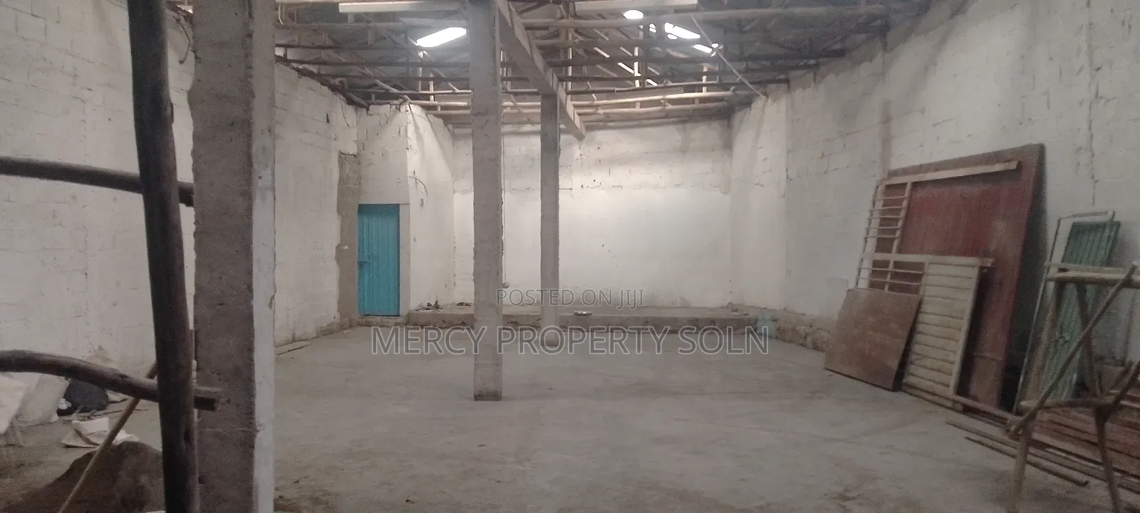 Warehouse for Rent Bole Area Near Asphalt Road መጋዘን ኪራይ ቦሌ አከባቢ