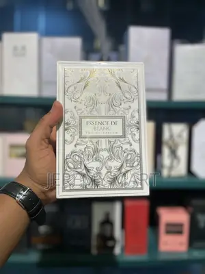 French Avenue Essence De Black Unisex Perfume