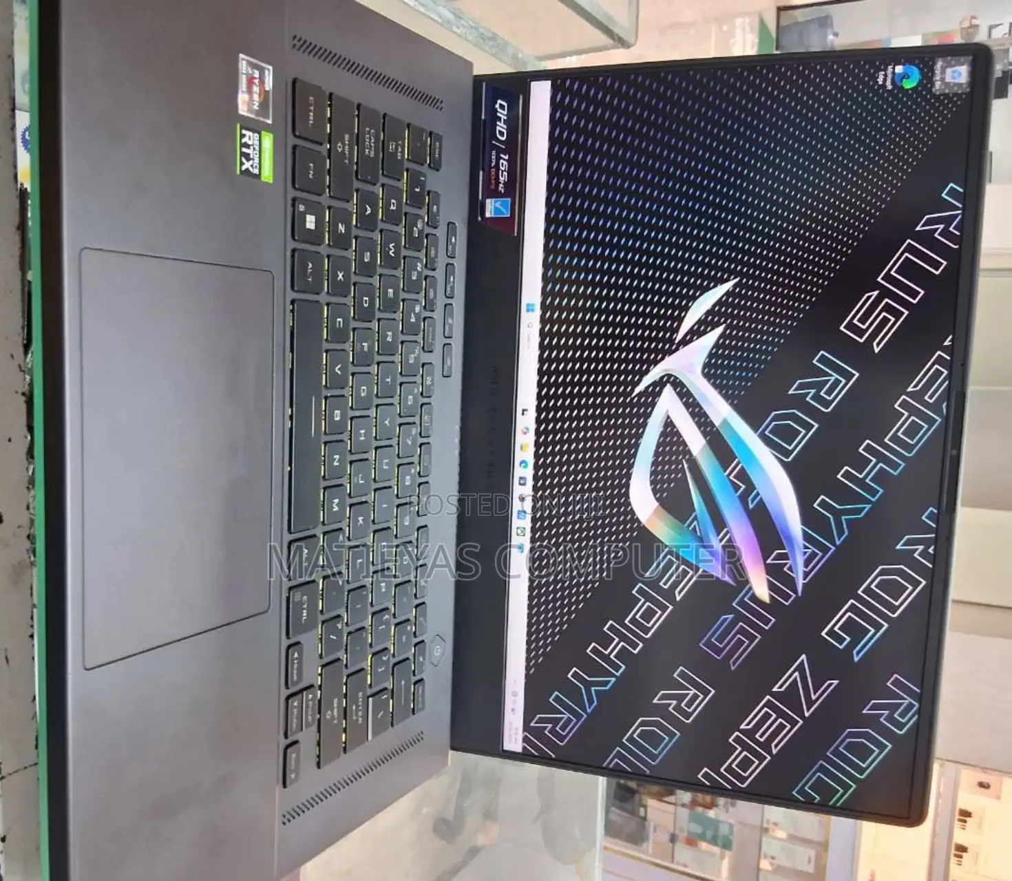 New Laptop Asus ROG Zephyrus G15 16GB AMD Ryzen 9 SSD 512GB