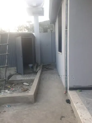 5bdrm Villa in Africa Building, Nifas Silk-Lafto for sale