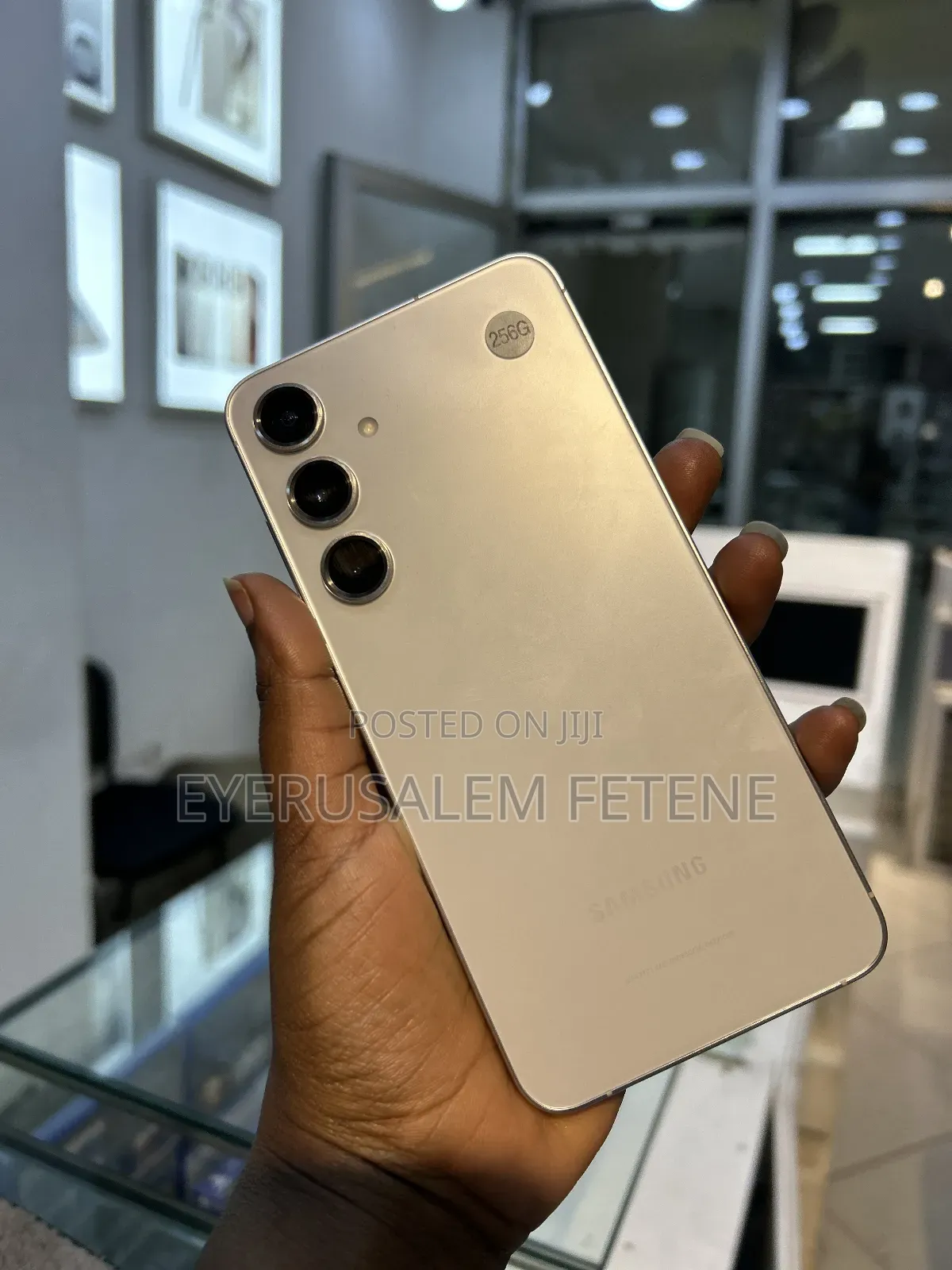 New Samsung Galaxy S24 Plus 256 GB Gold