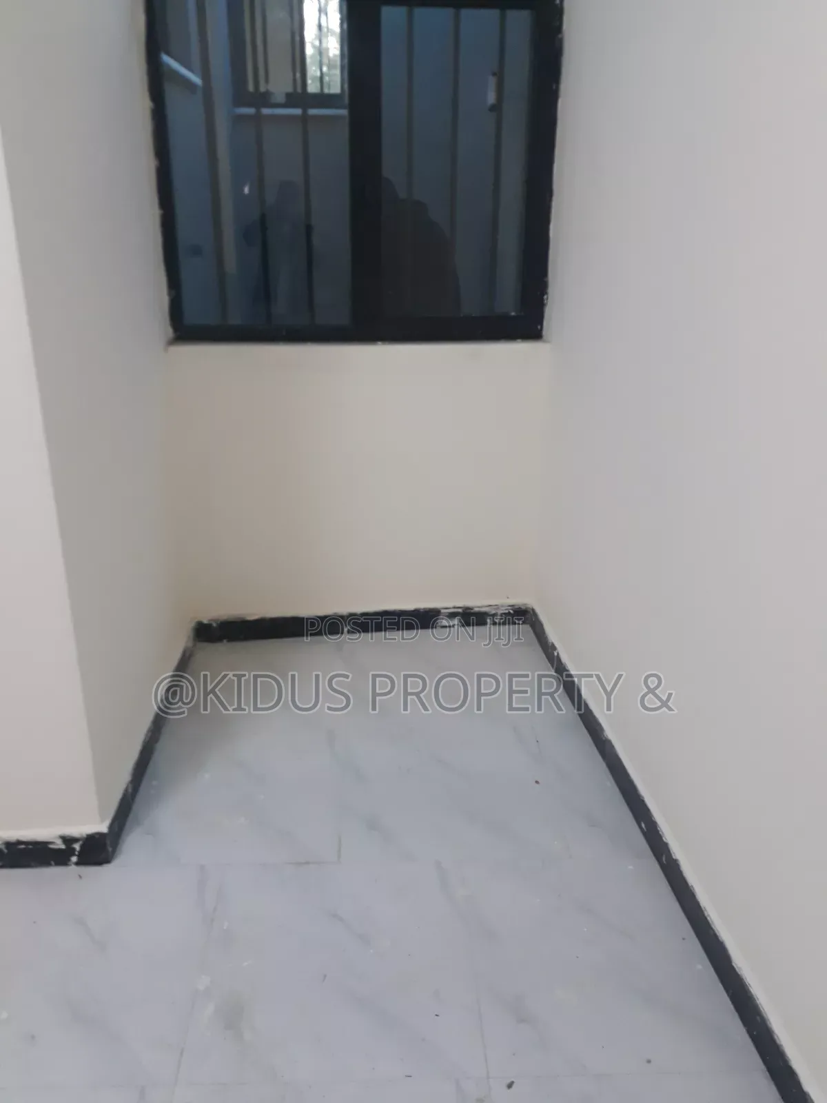 5bdrm Villa in Africa Building, Nifas Silk-Lafto for sale