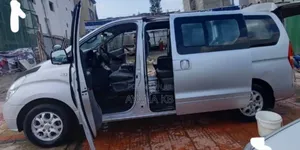 Hyundai Starex 2012 Gray