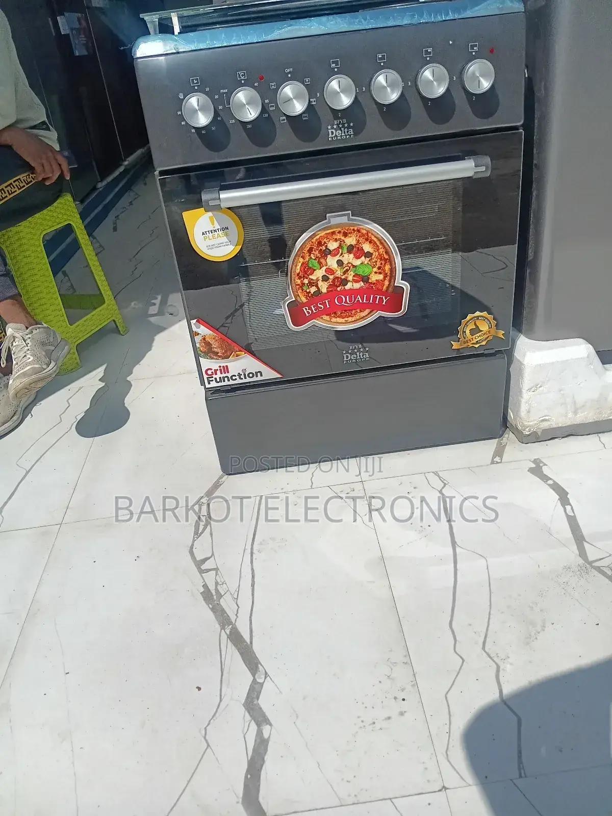 Delta Oven 60x60