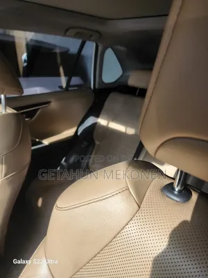 Toyota RAV4 2021 White