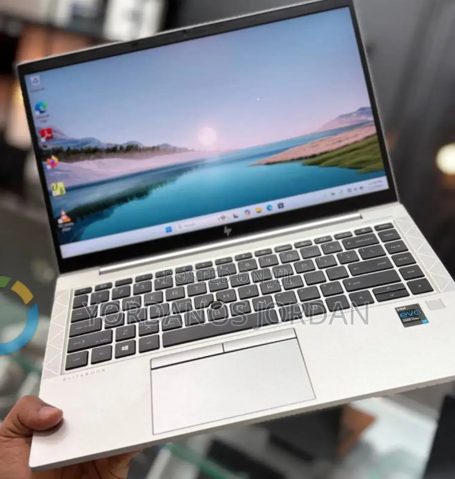 New Laptop HP EliteBook 840 G8 16GB Intel Core I7 SSD 512GB
