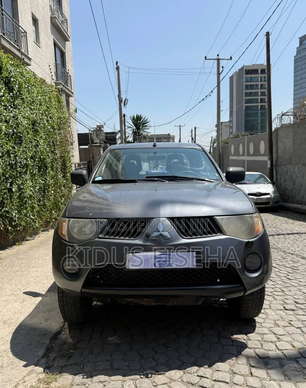 Mitsubishi L200 2008 Gray
